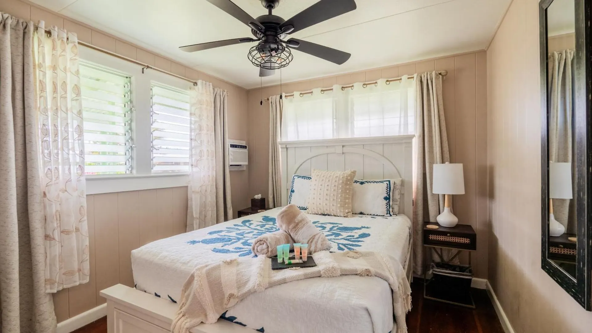 Hale Leilani - Hilo 3Br Cold Ac Hotel Guest house